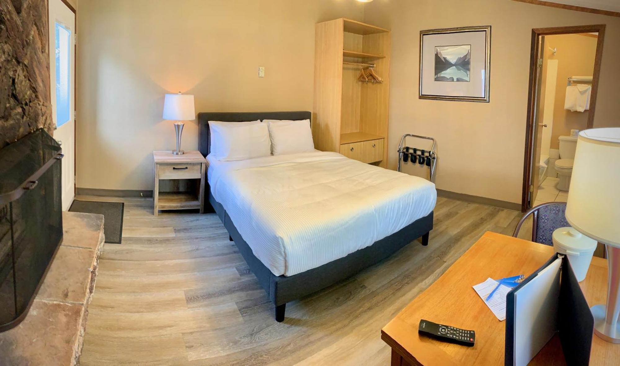 ג'ספר Sunwapta Falls Rocky Mountain Lodge מראה חיצוני תמונה