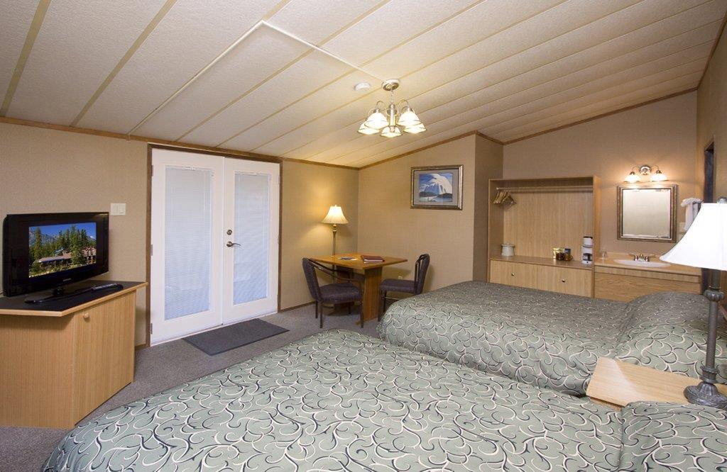 ג'ספר Sunwapta Falls Rocky Mountain Lodge חדר תמונה