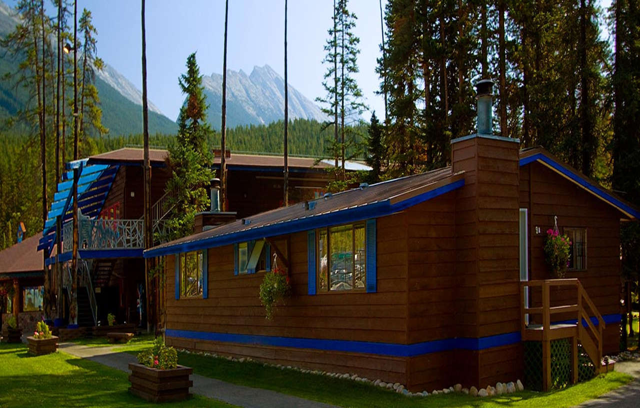 ג'ספר Sunwapta Falls Rocky Mountain Lodge מראה חיצוני תמונה